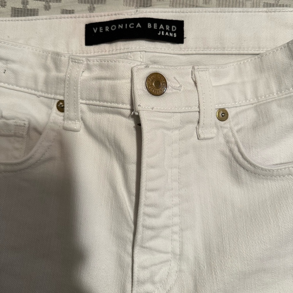 Very  good condition. Veronica Beard. Size 26/2. White. Great price